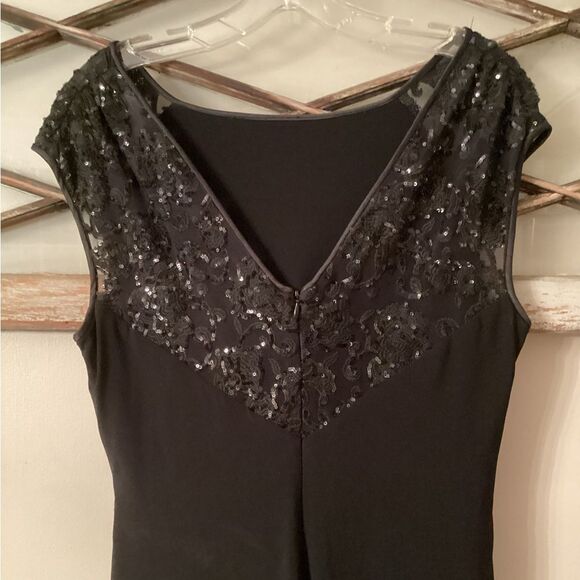 LAUREN RALPH LAUREN 14 BLACK LACE SEQUIN TRIMMED RUCHED LONG GOWN FORMAL SLIT - Picture 1 of 10